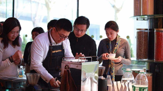Alumni in China at the From Seed to Cup – Gourmet Coffee Tasting Event