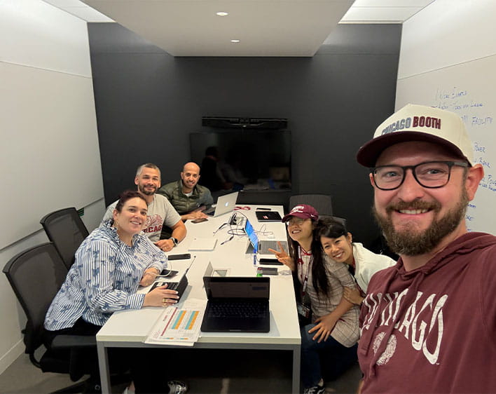 Selfie of Ami Hamamoto and her five group members in study room