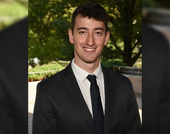 Lukas Sasaki headshot