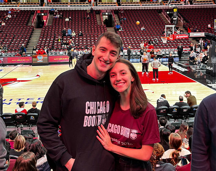 Lorena and Lukas at Chicago Bulls game