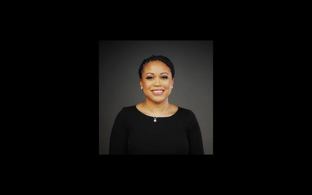 Alexis Butler The University of Chicago Booth School of Business