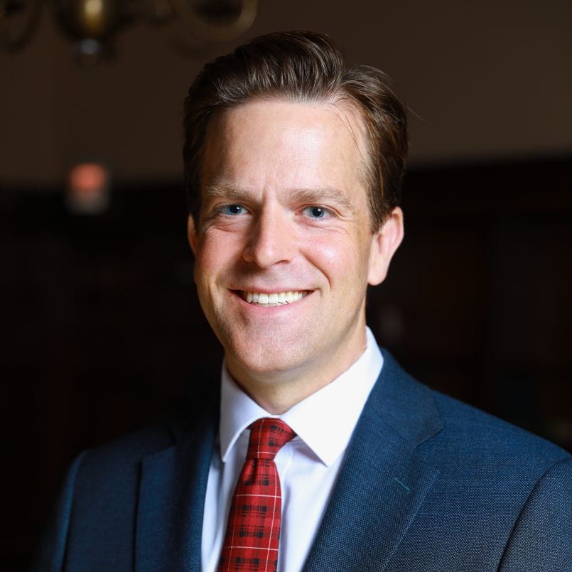 Adam Niermann Headshot