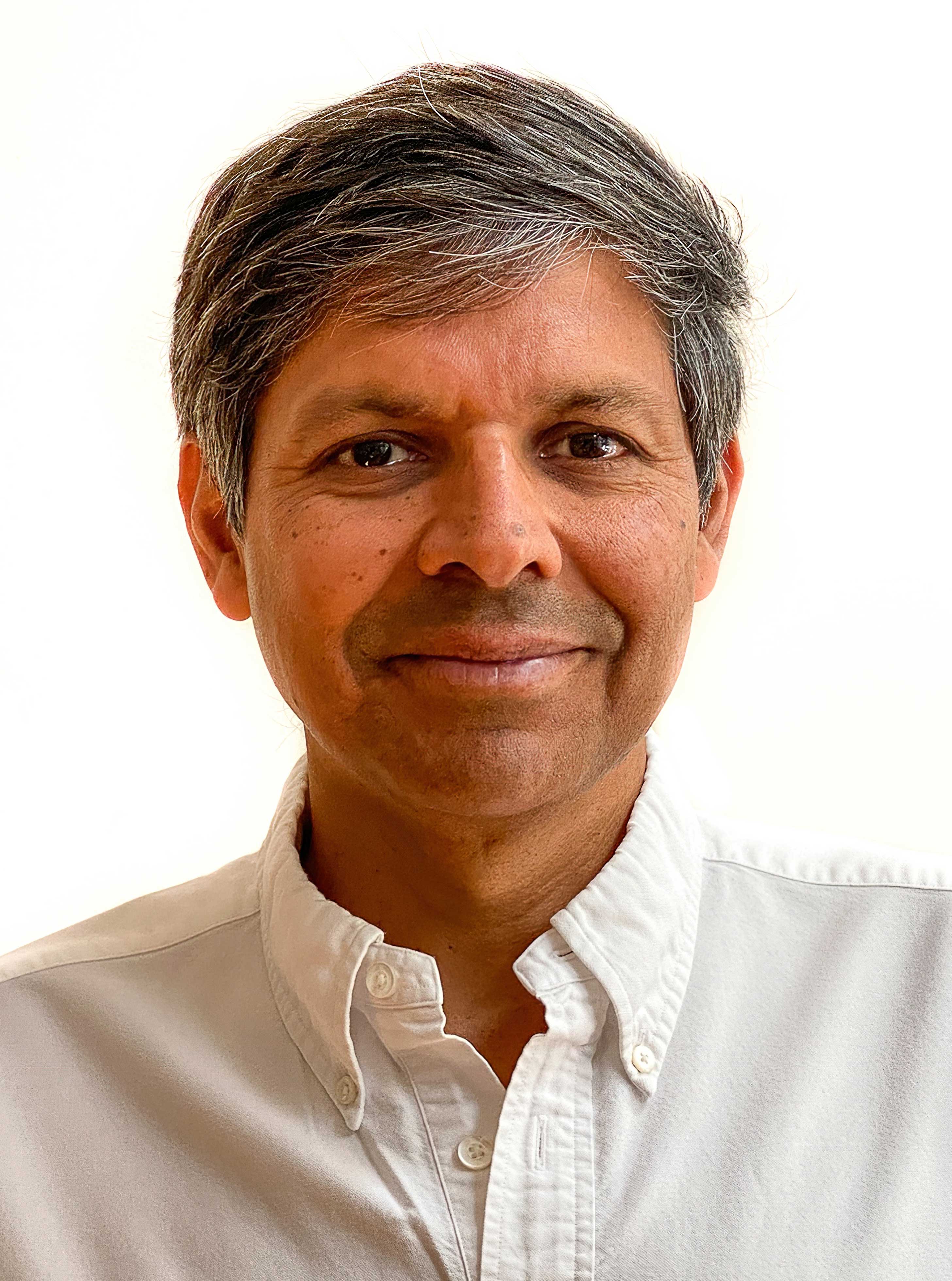 Manish Kothari headshot
