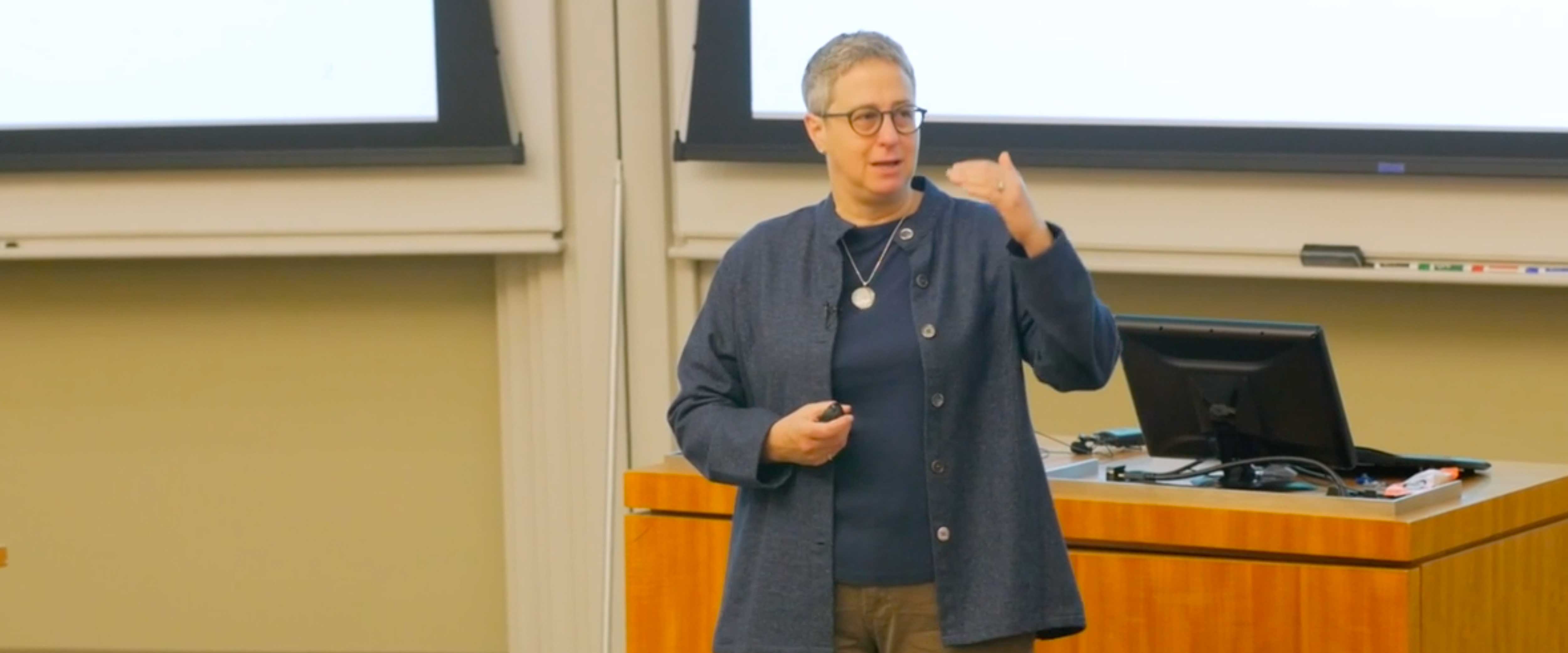 Chicago Booth professor Waverly Deutsch teaching a class