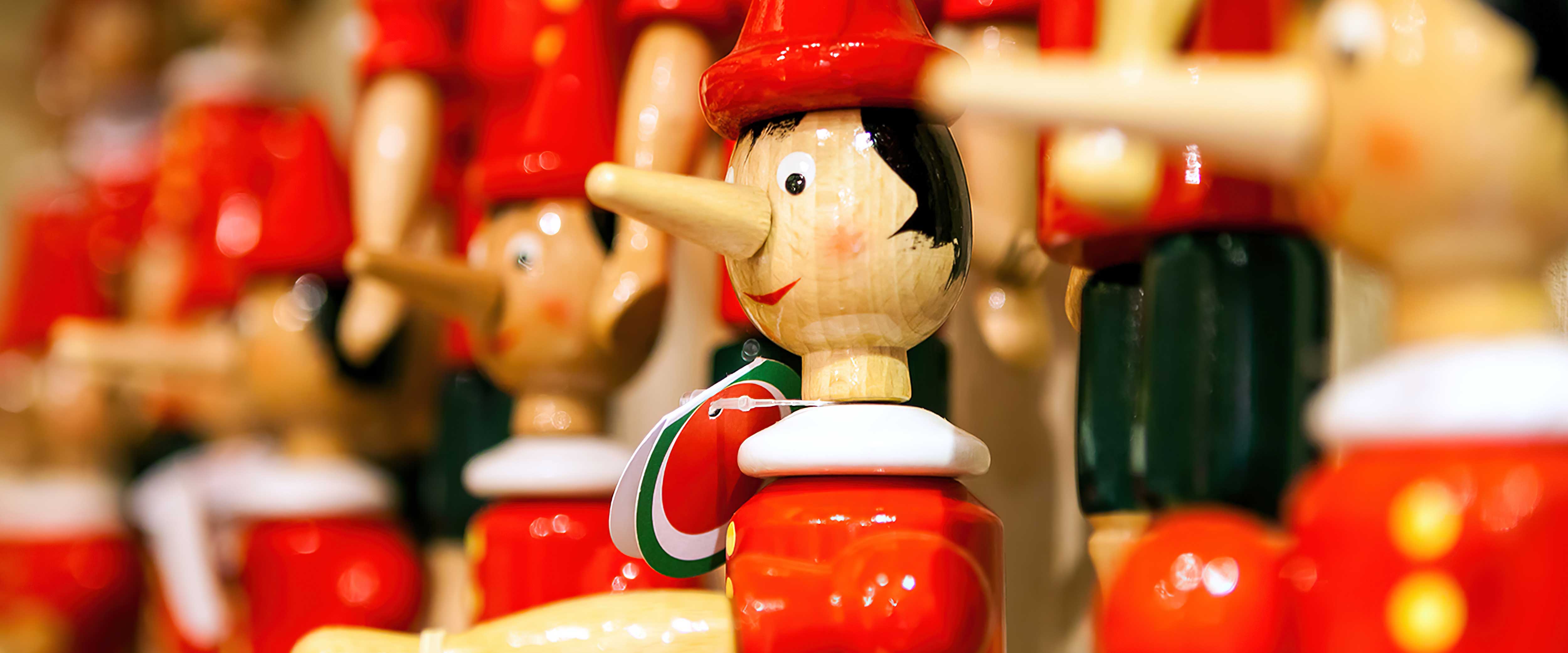 Pinocchio toys lined up