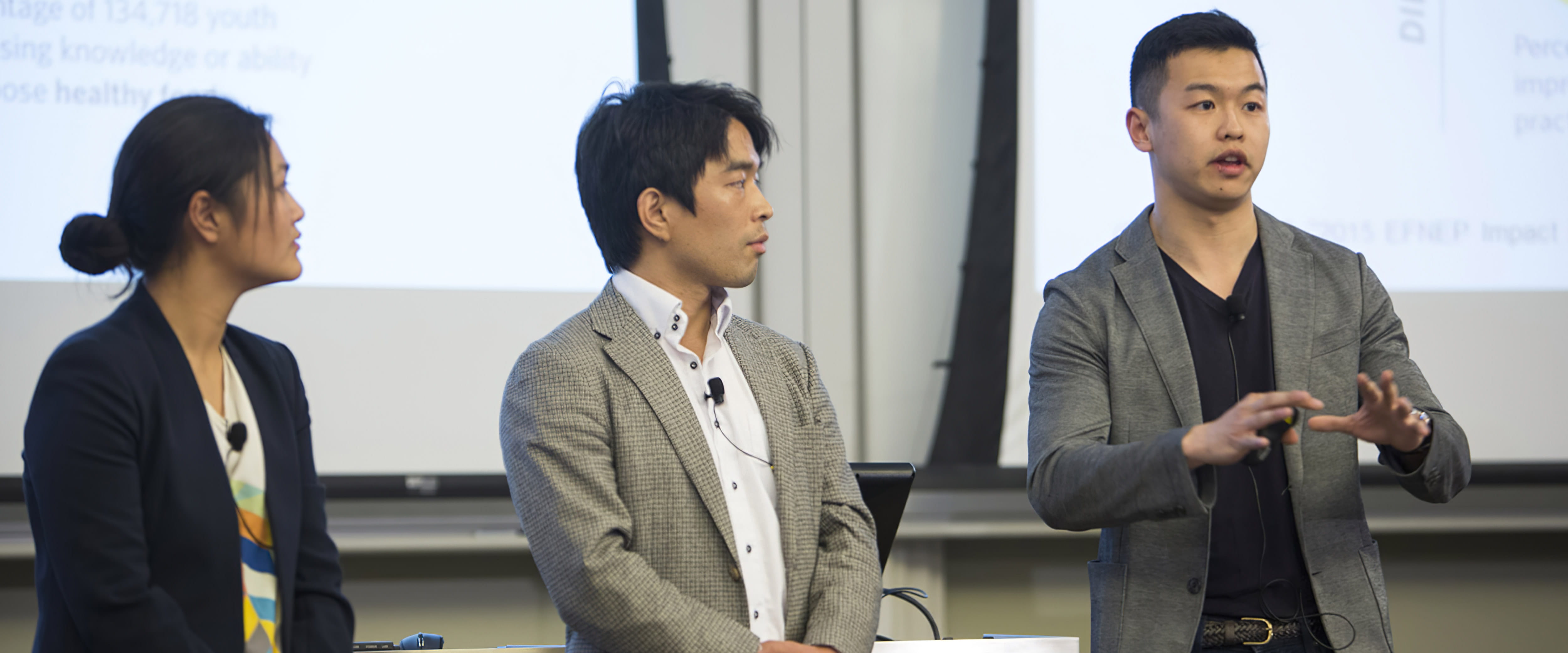 A group presents at SNVC 2016