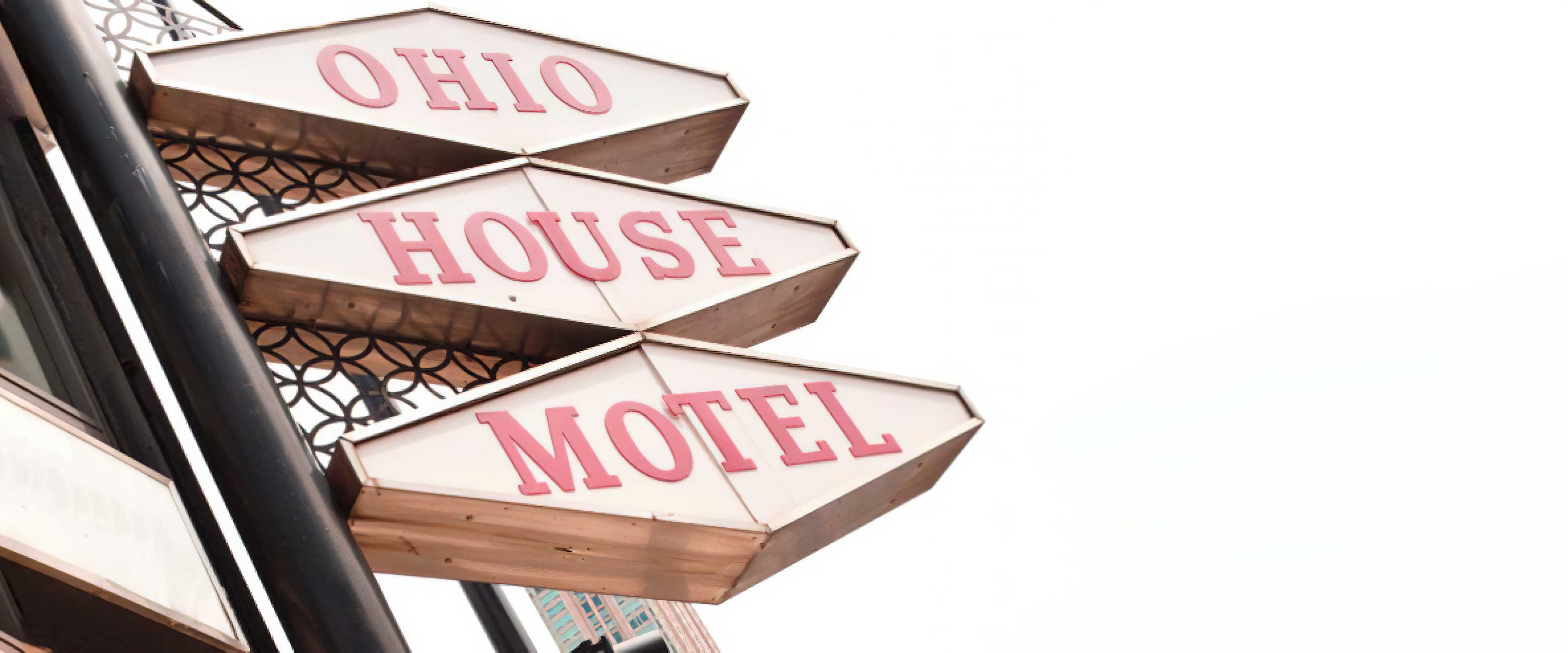 Ohio House Motel sign