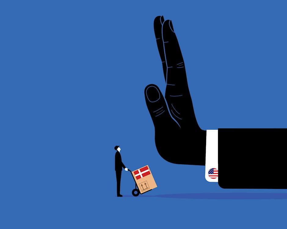 Large US hand blocking Danish cargo