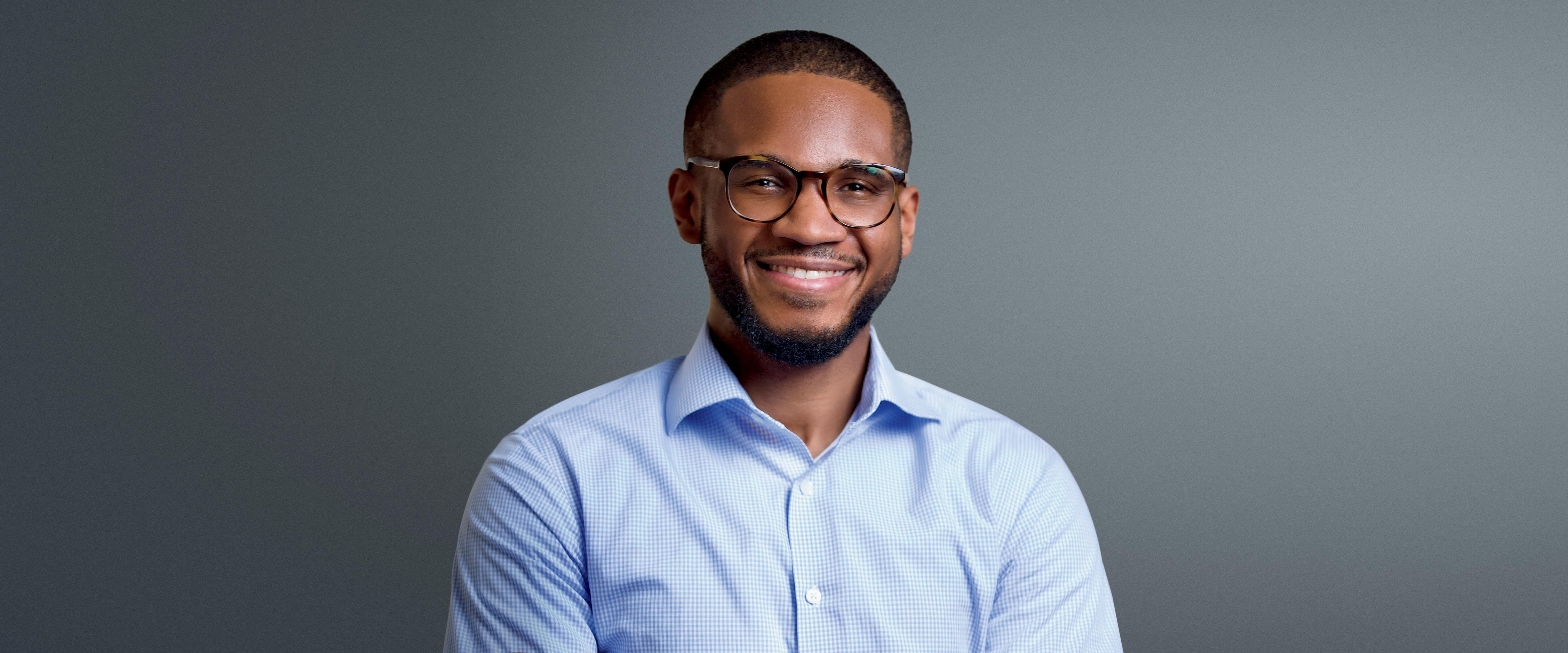 Lavandez Van T. Jones headshot