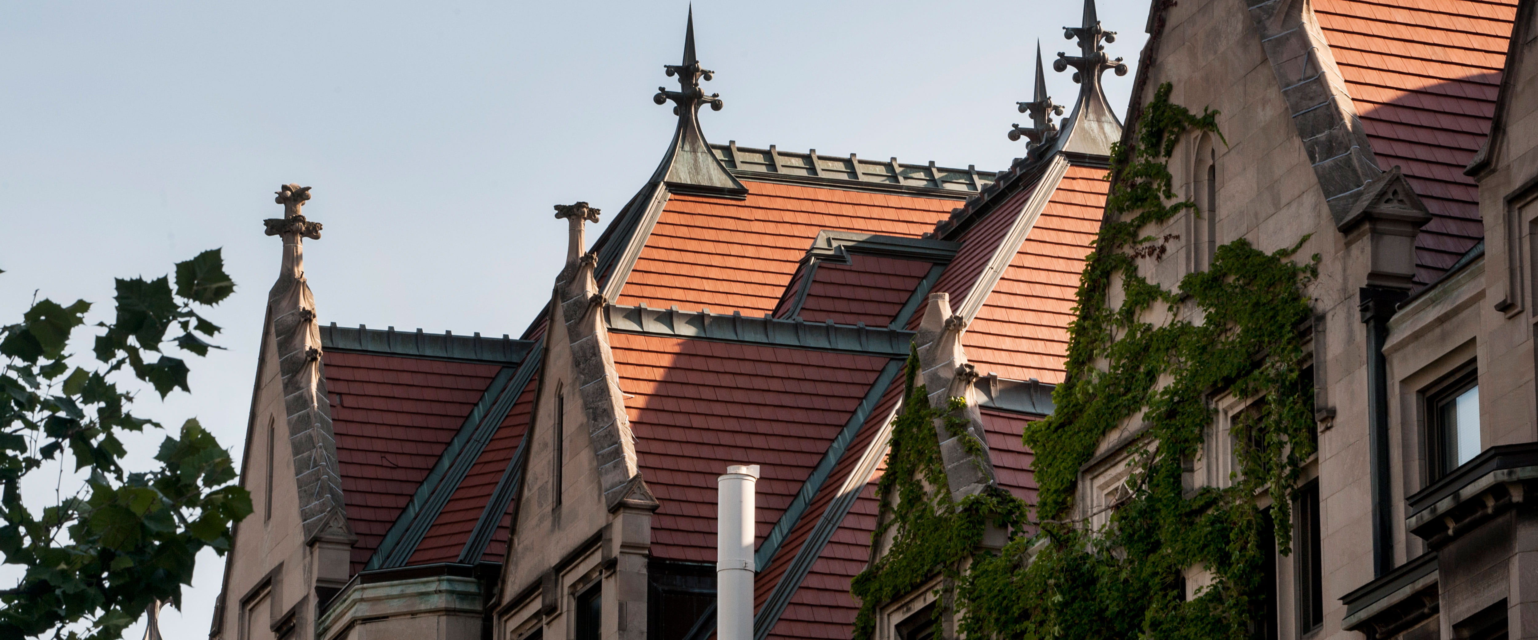 uchicago campus buildings