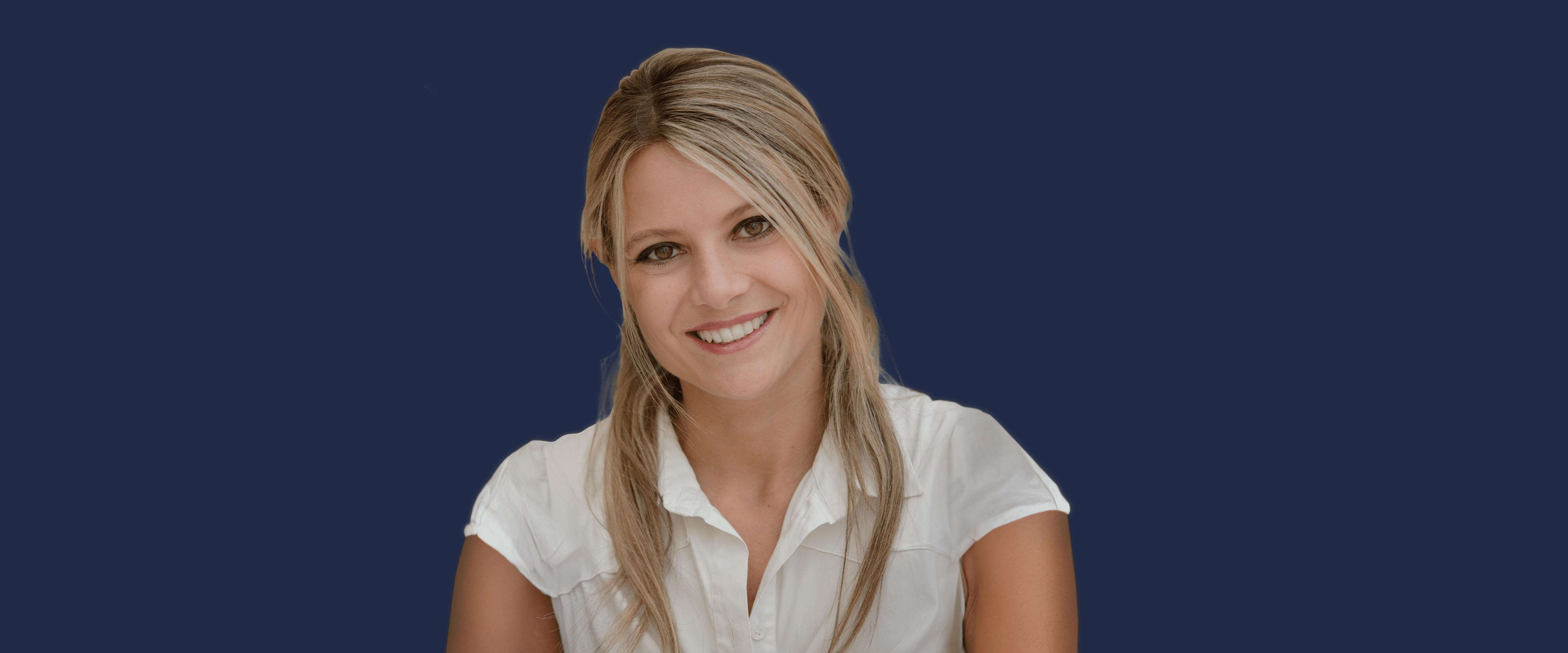 headshot of veronica guerrieri