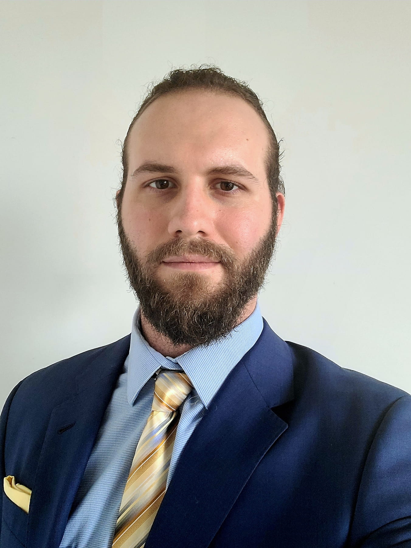 Headshot of Eric Snyder