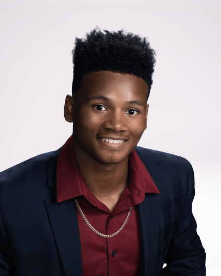 Headshot of Donaven Craddock