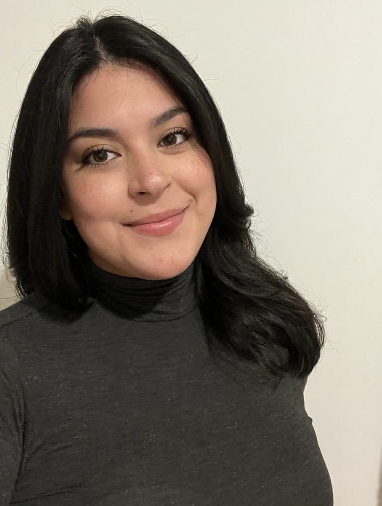 Headshot of Laura Landetta