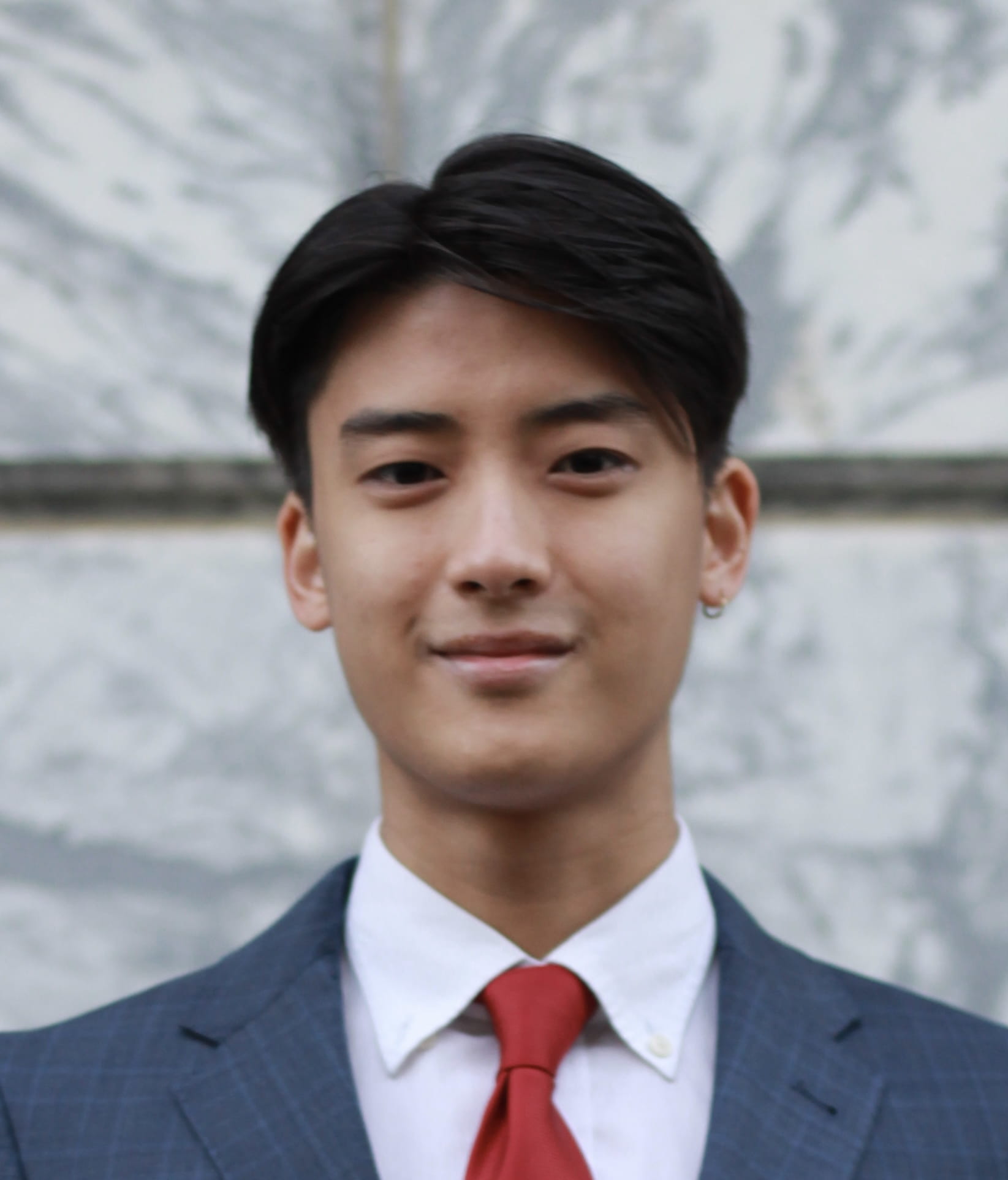 Headshot of David Lee