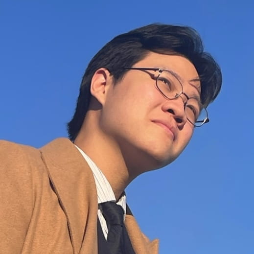 Headshot of Cuu Phuoc Nguyen