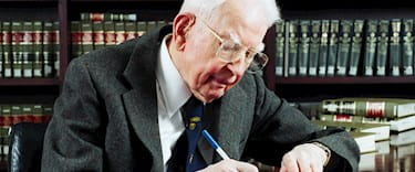 Hal Coase Ronald Coase | The University of Chicago Booth School of Business