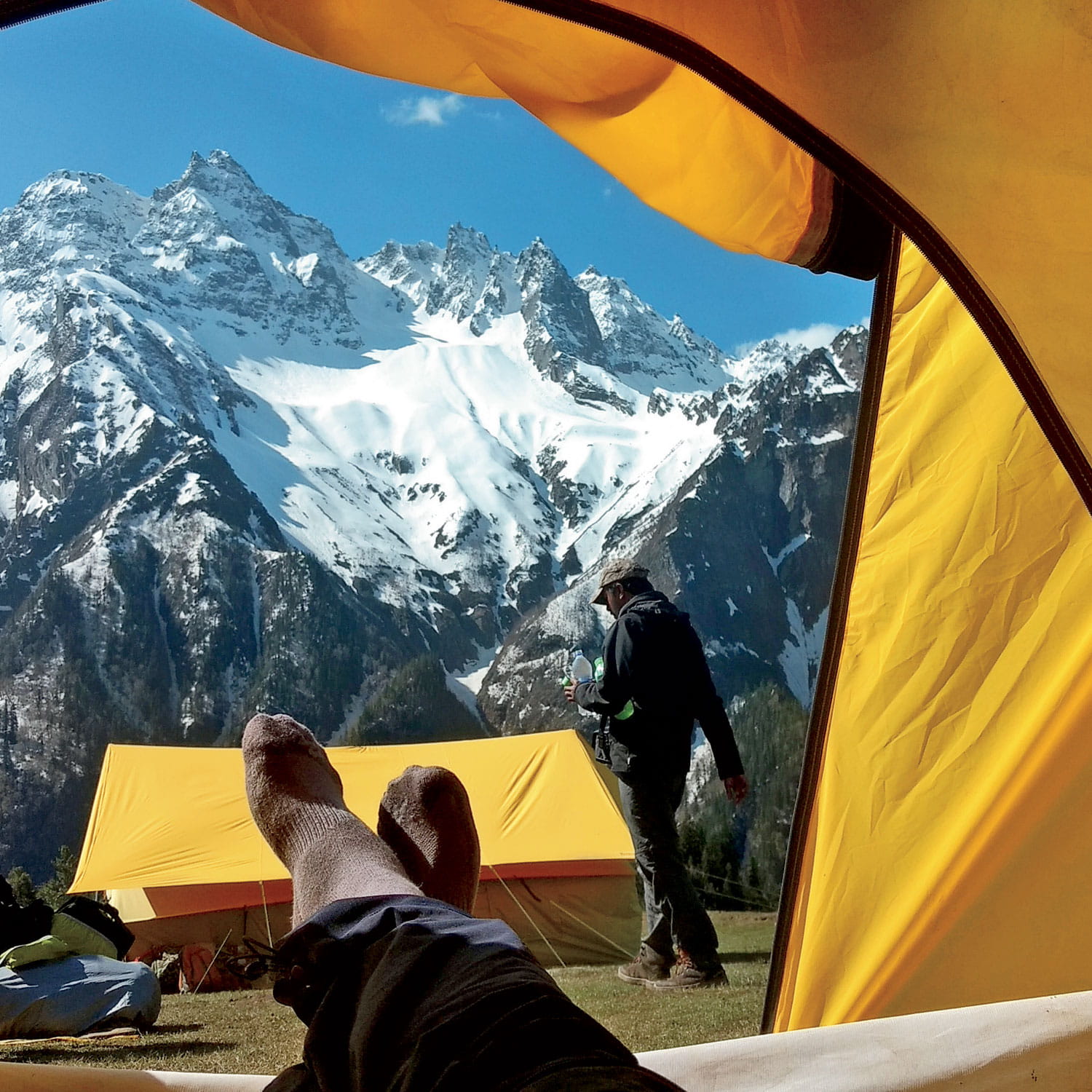 chicago-booth-pathak-himalayas-inide-tent
