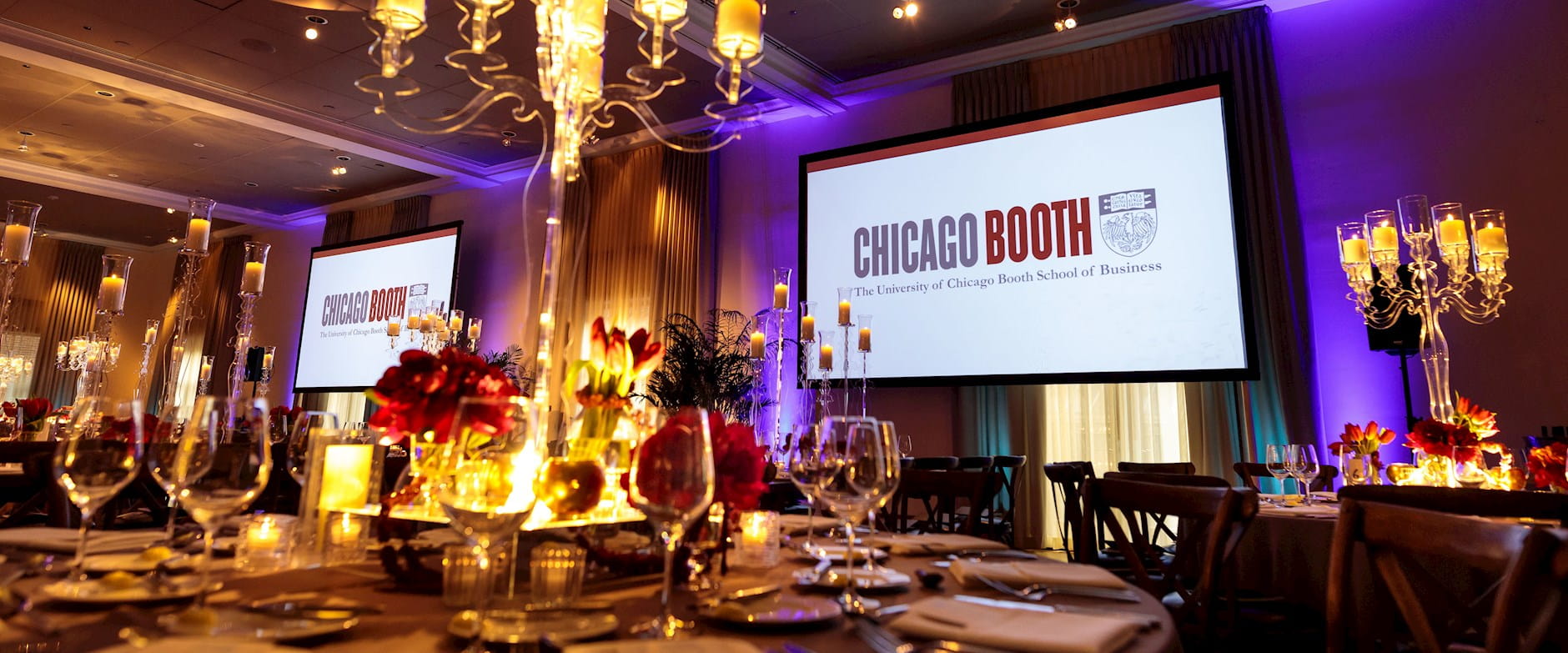 Chicago Booth's Distinguished Alumni Awards dinner table