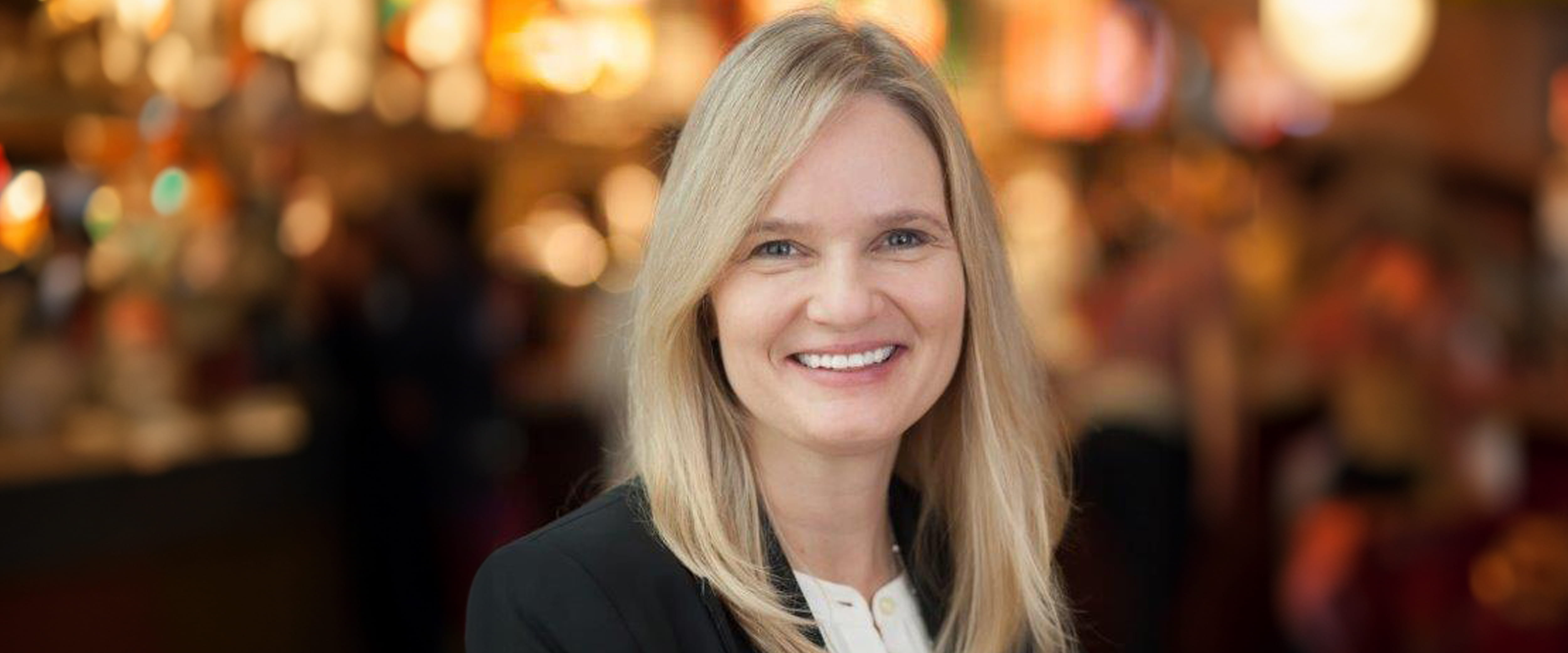 Sandra Stark headshot