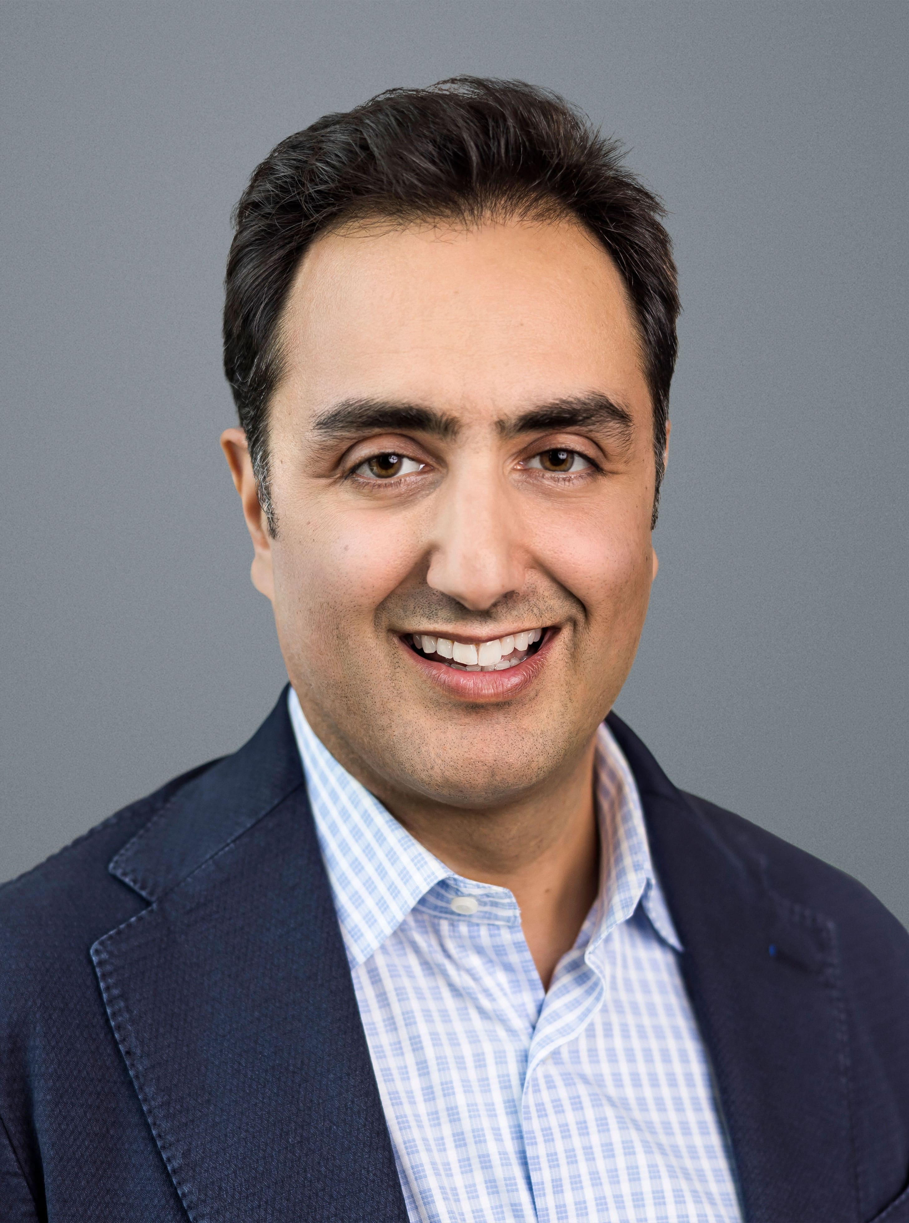 Pasha Saleh headshot