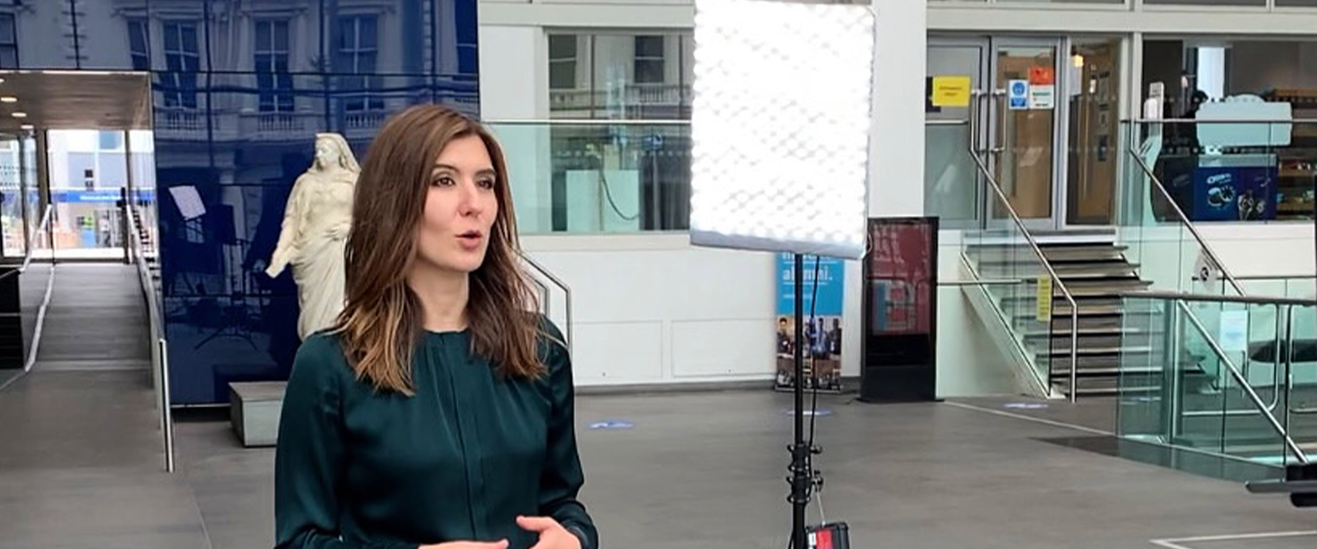 Mili Fomicov presenting on air