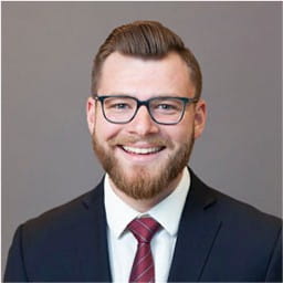 Booth MBA Civic Scholar Troy Groenke