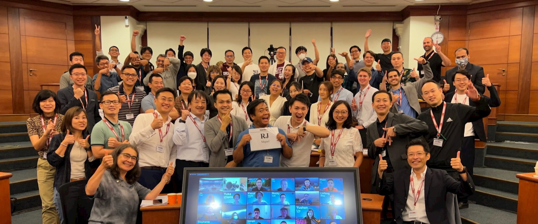 Emba Student EMBA Students: First-Week Reflections | The University of Chicago Booth ...