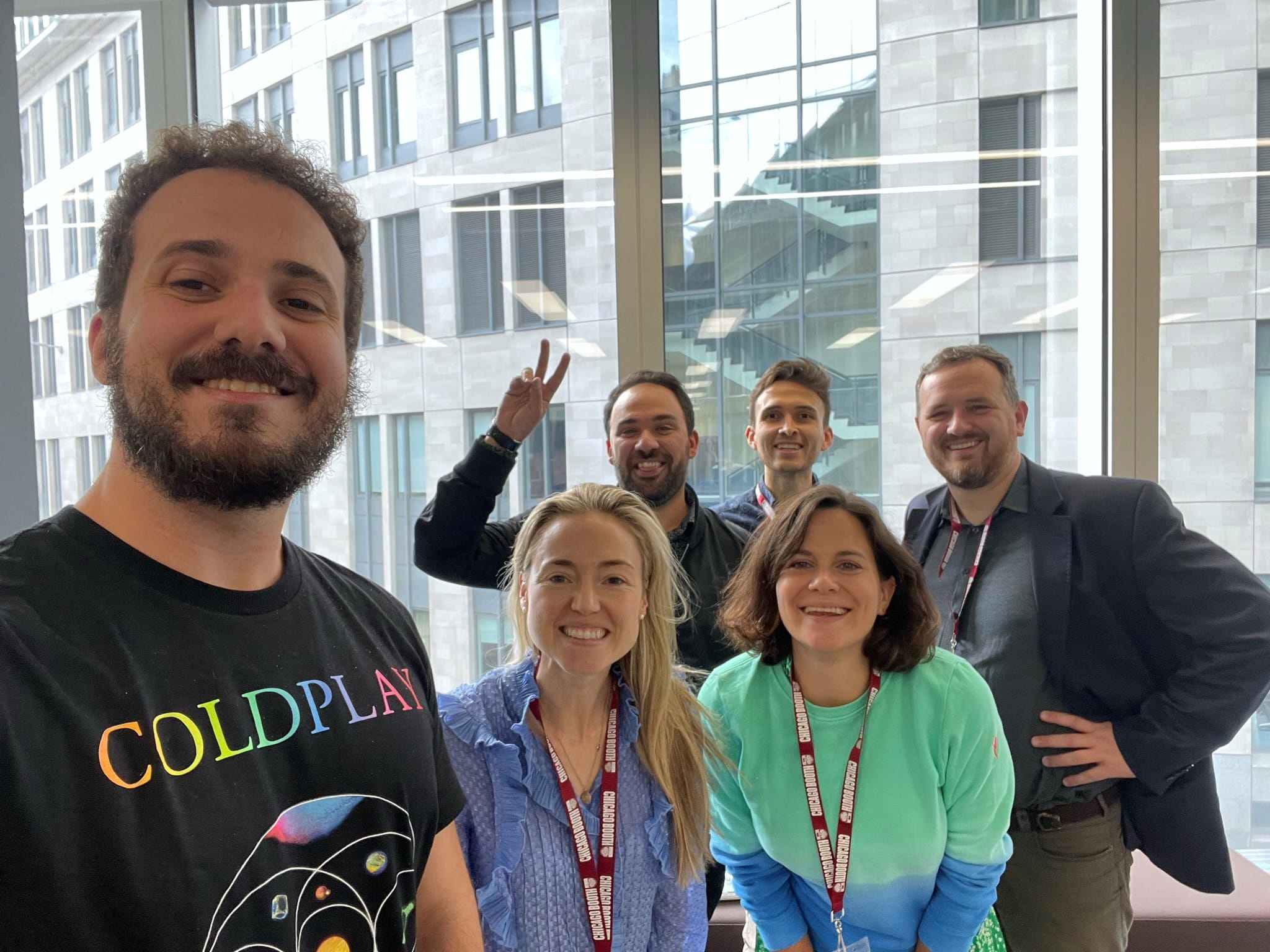 A group of Chicago Booth EMBA students