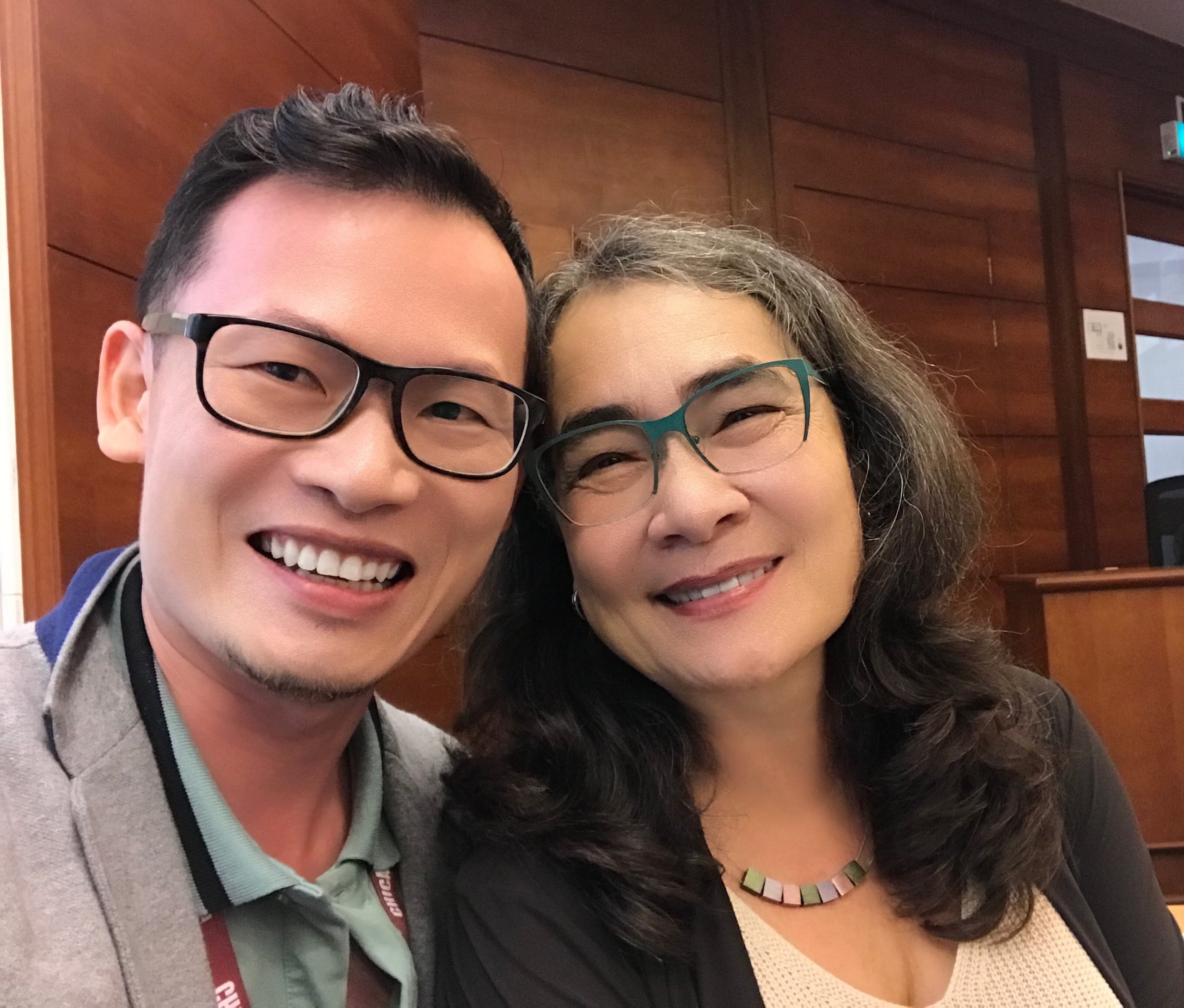 Chicago Booth EMBA student with Linda Ginzel