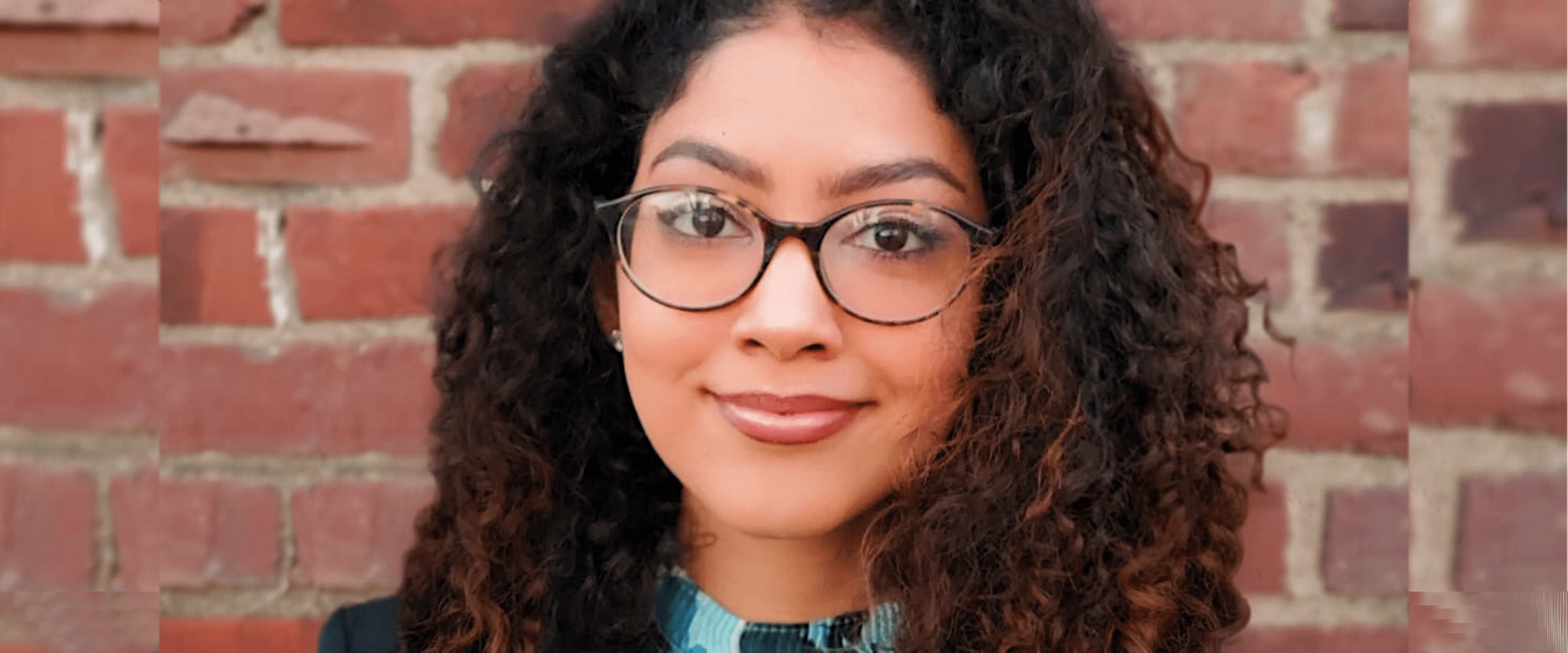 Booth Scholar outside