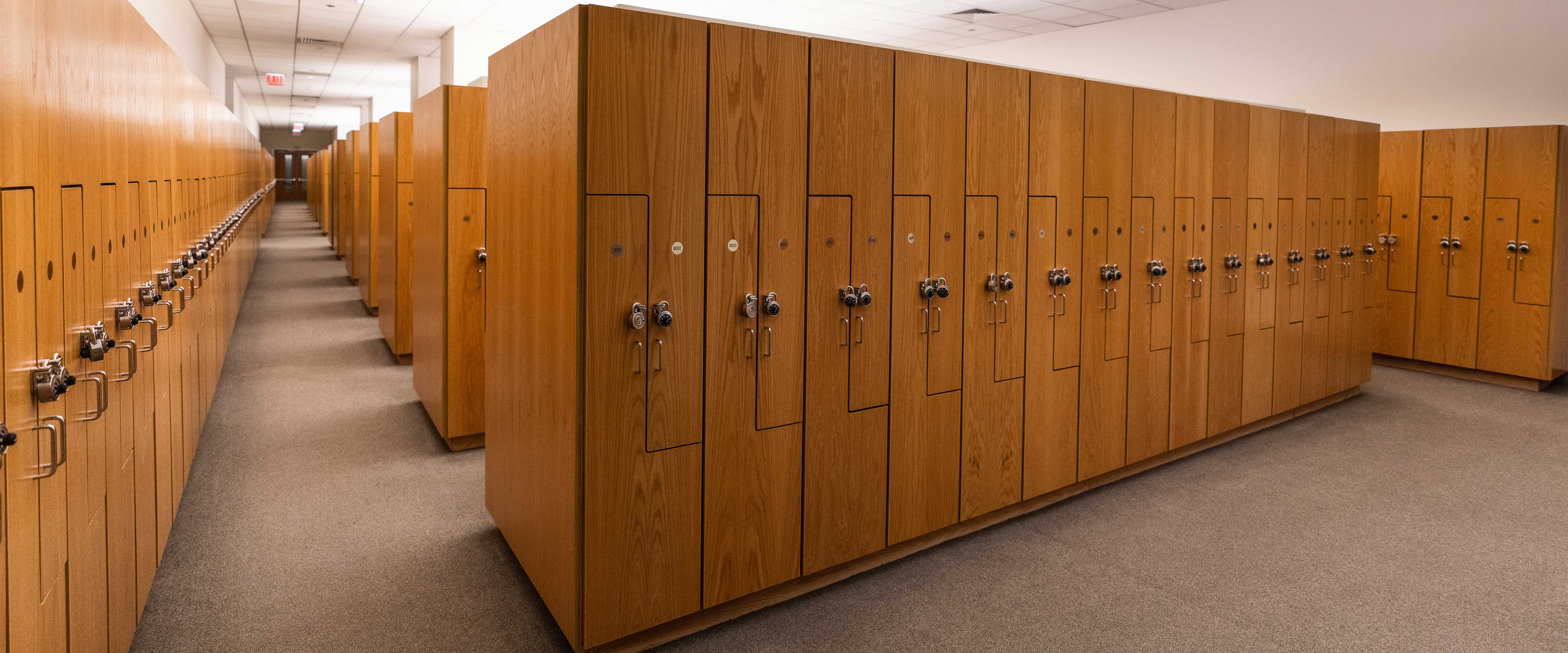 chicago-booth-lockers