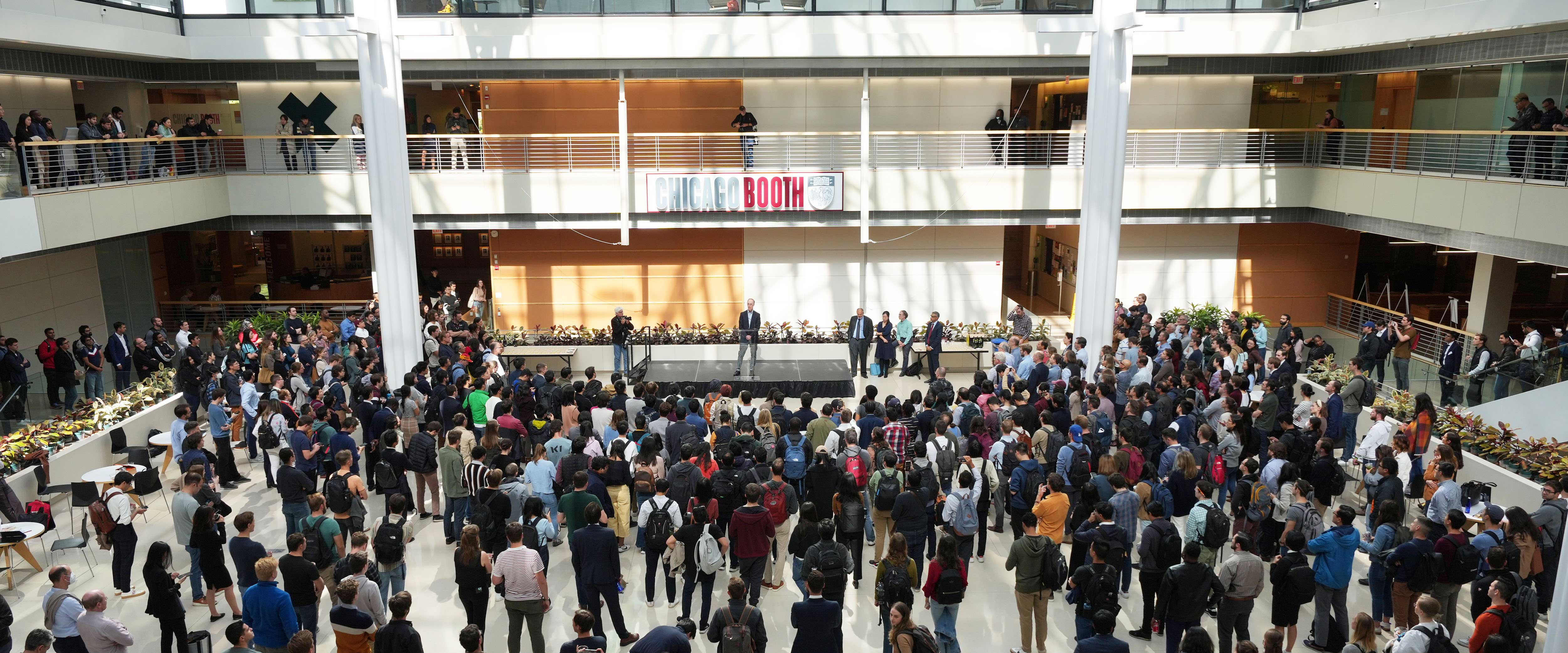 Douglas Diamond addresses students, faculty, and staff from the University of Chicago community. 