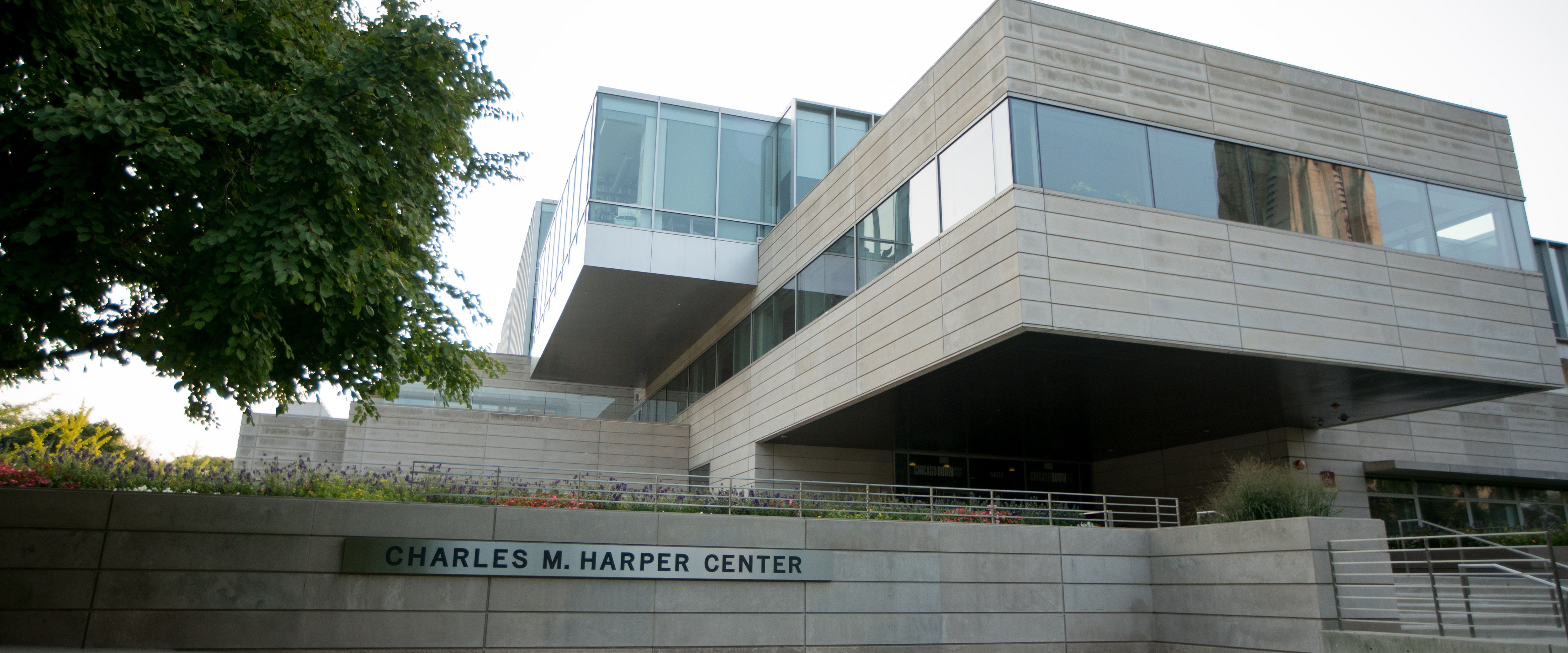 Harper Center sign on Woodlawn