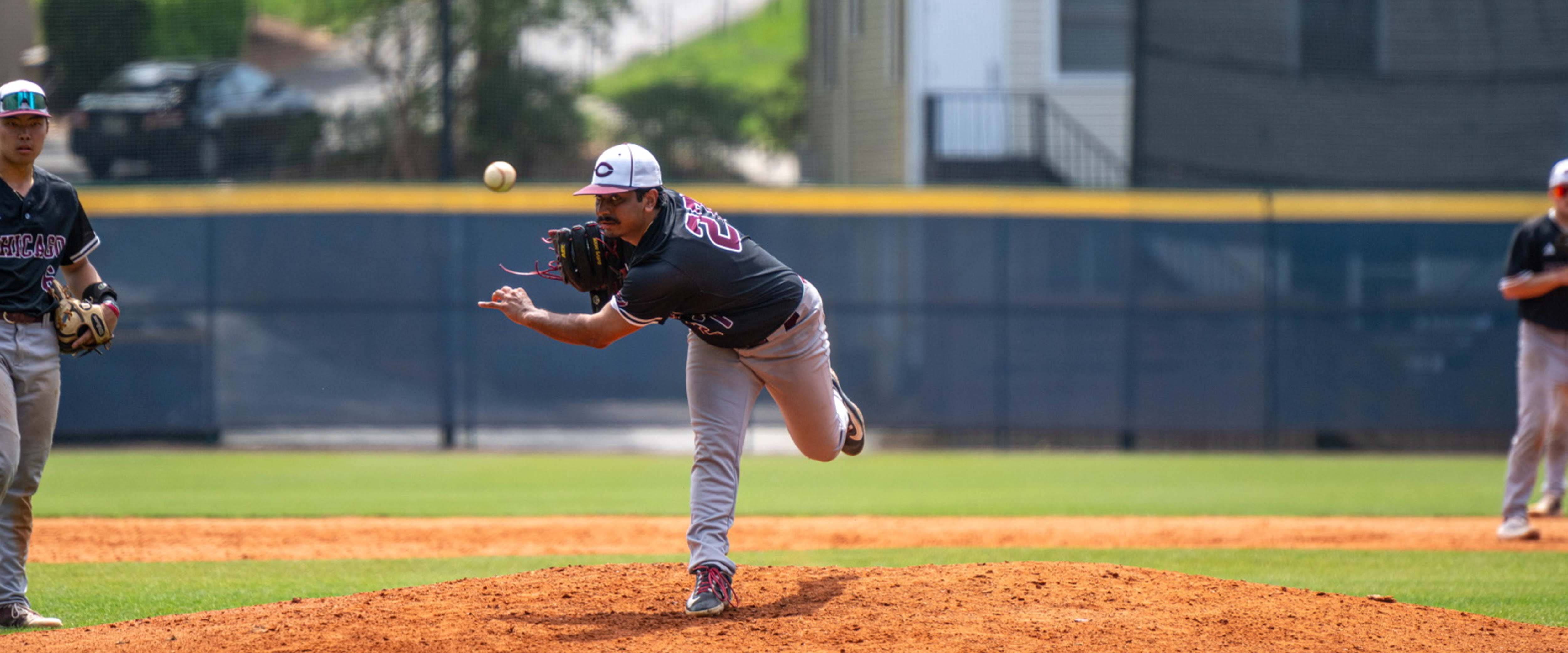 baseball player pitching