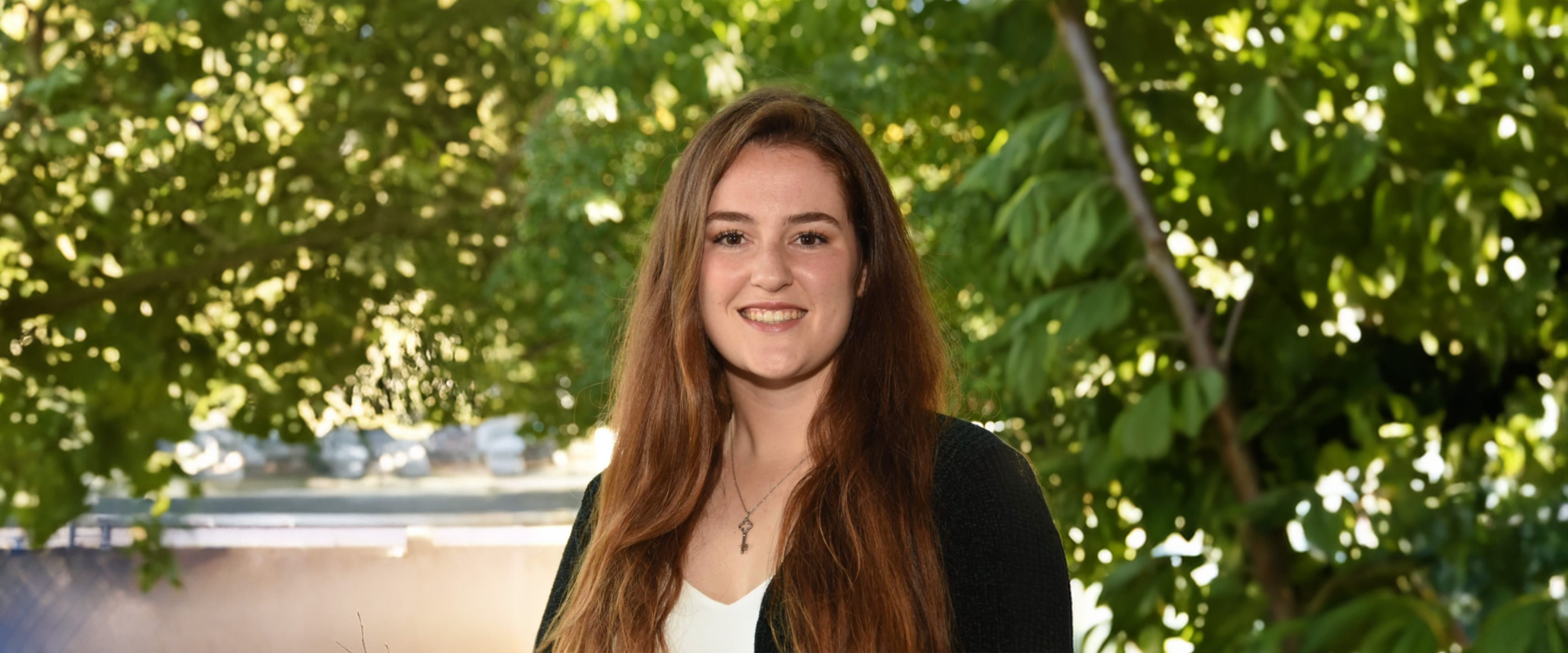 Headshot of Lauren Adolphe