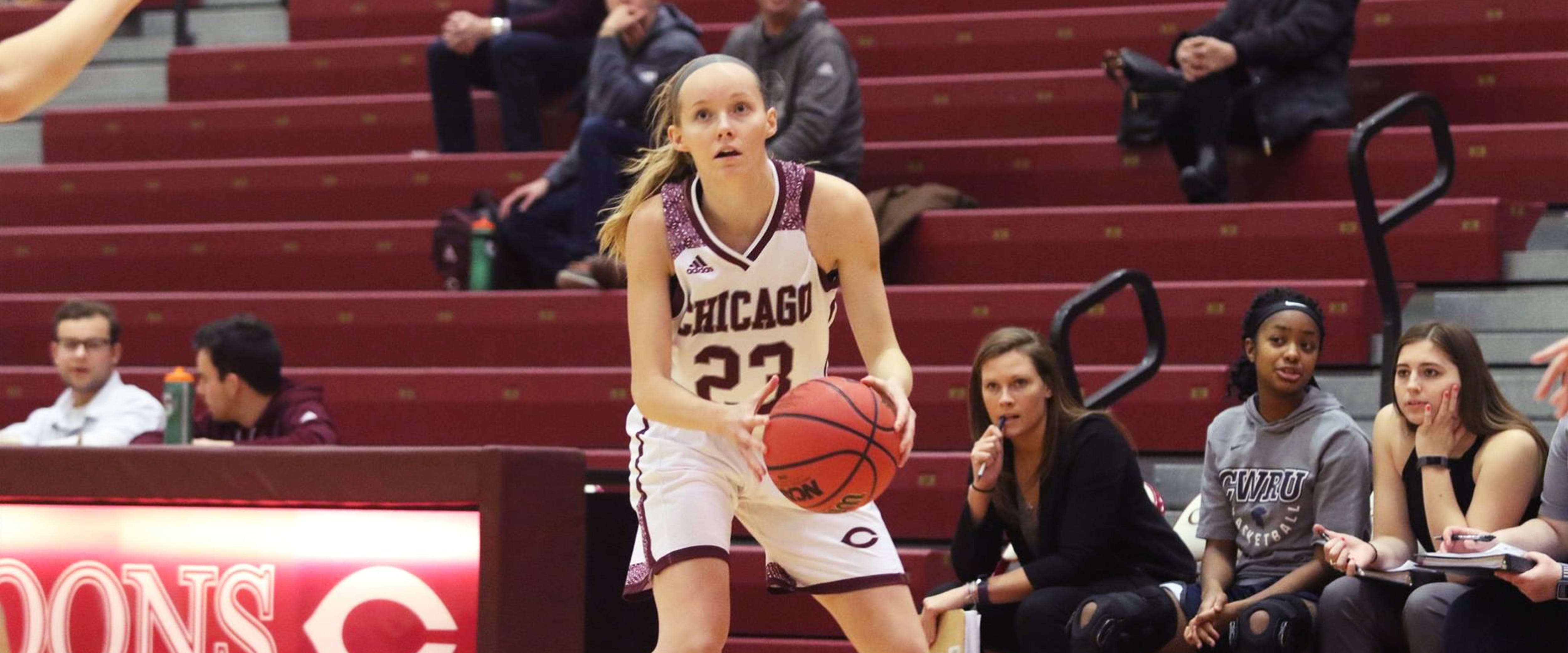 Action shot of Miranda Burt playing basketball for UChicago 