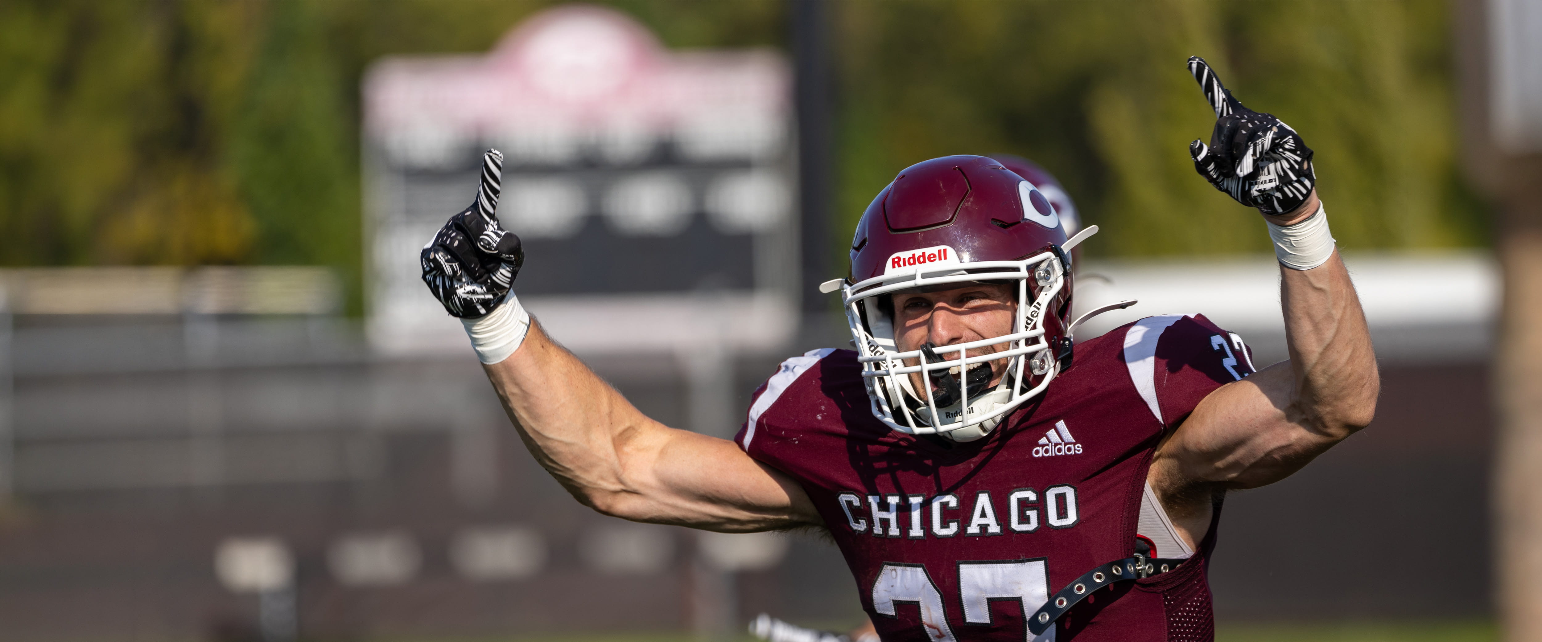 Photo of Tim Vestuto playing Football 