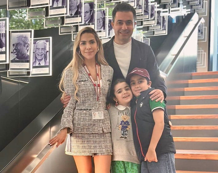 Tharwat El Zahran with her family