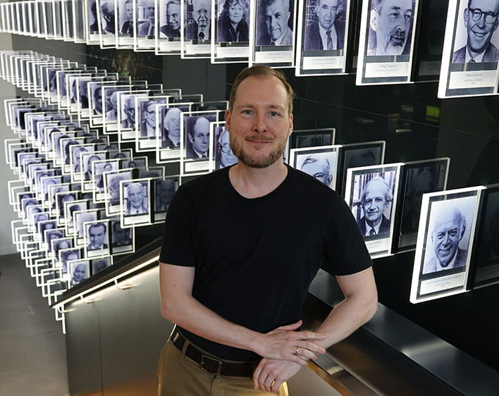 Philipp Gschoepf headshot