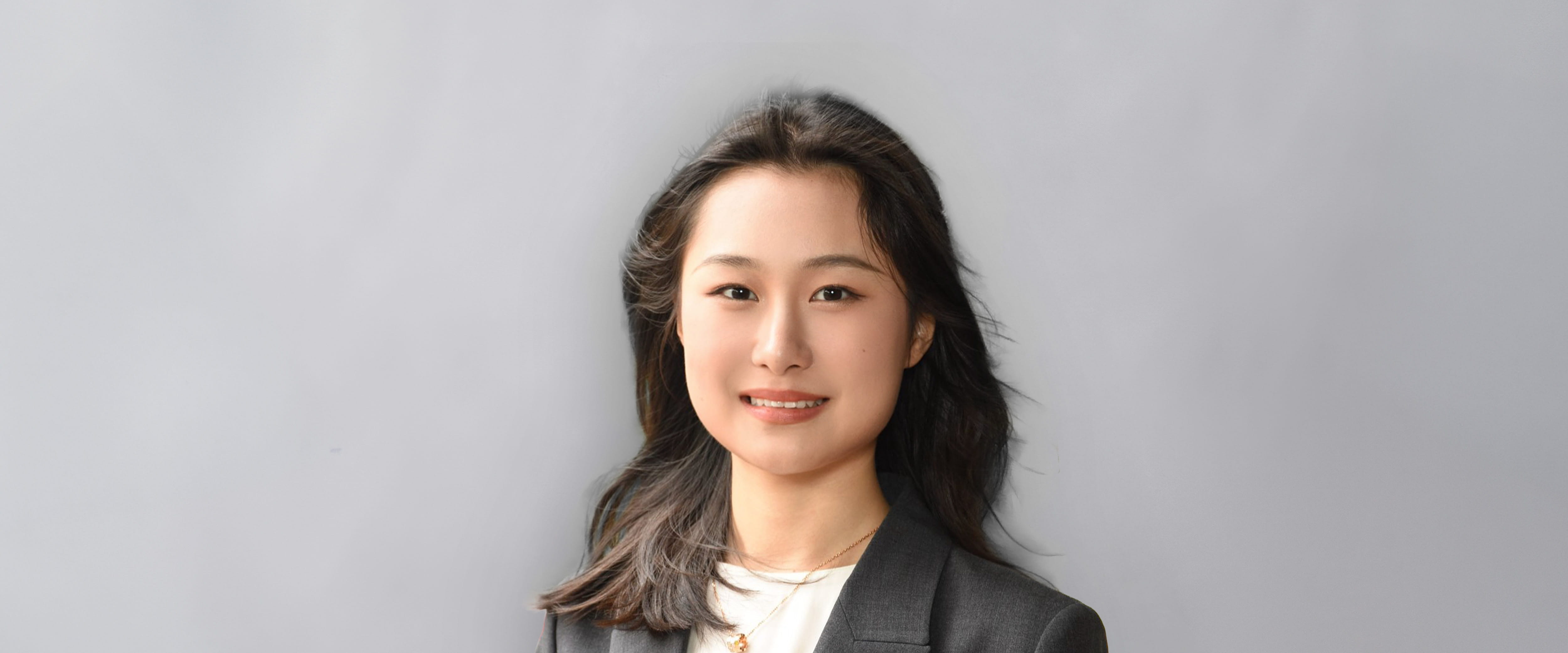 Headshot of Master in Finance Summer intern Xiaoxiao Li.