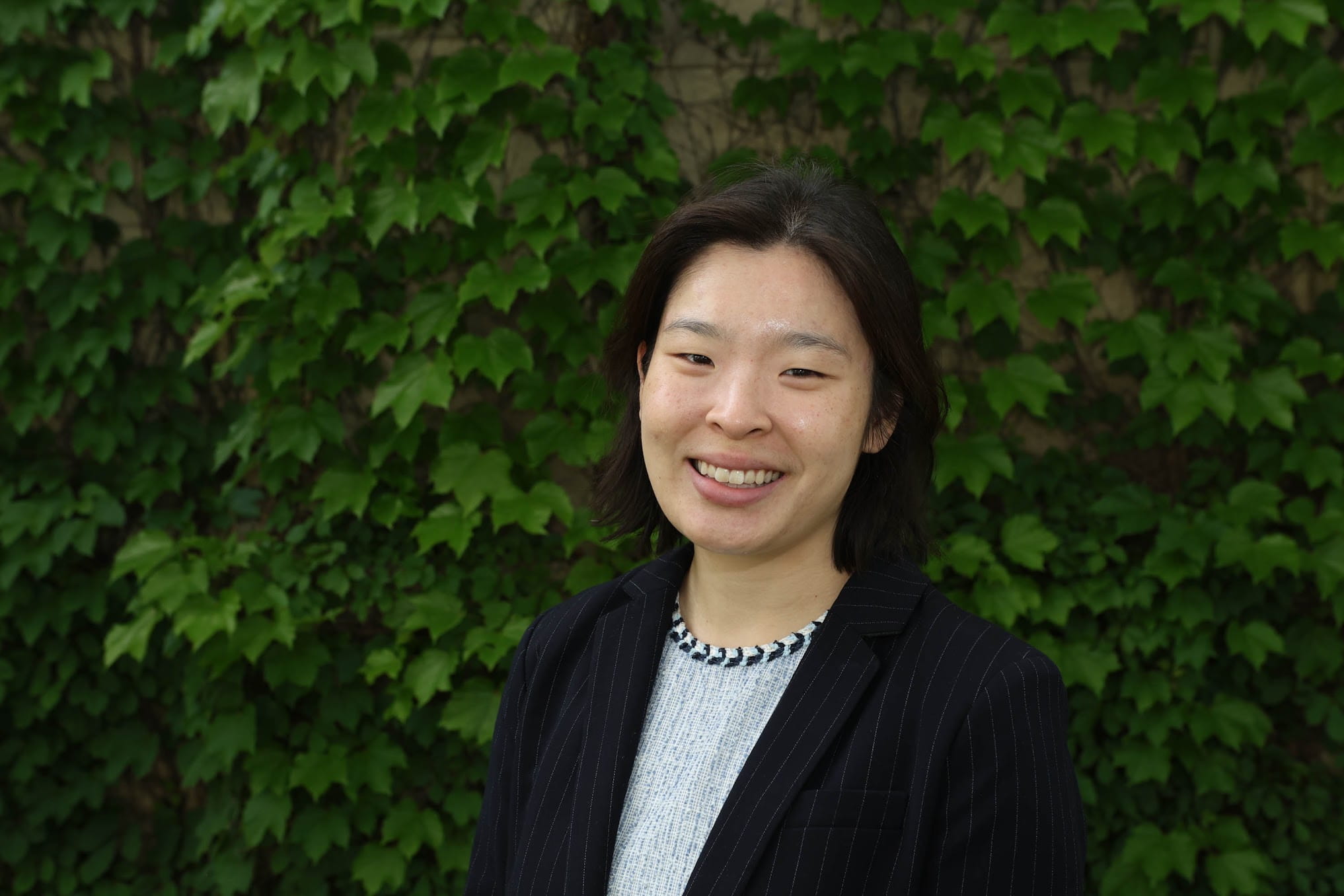 Stephanie Hong headshot