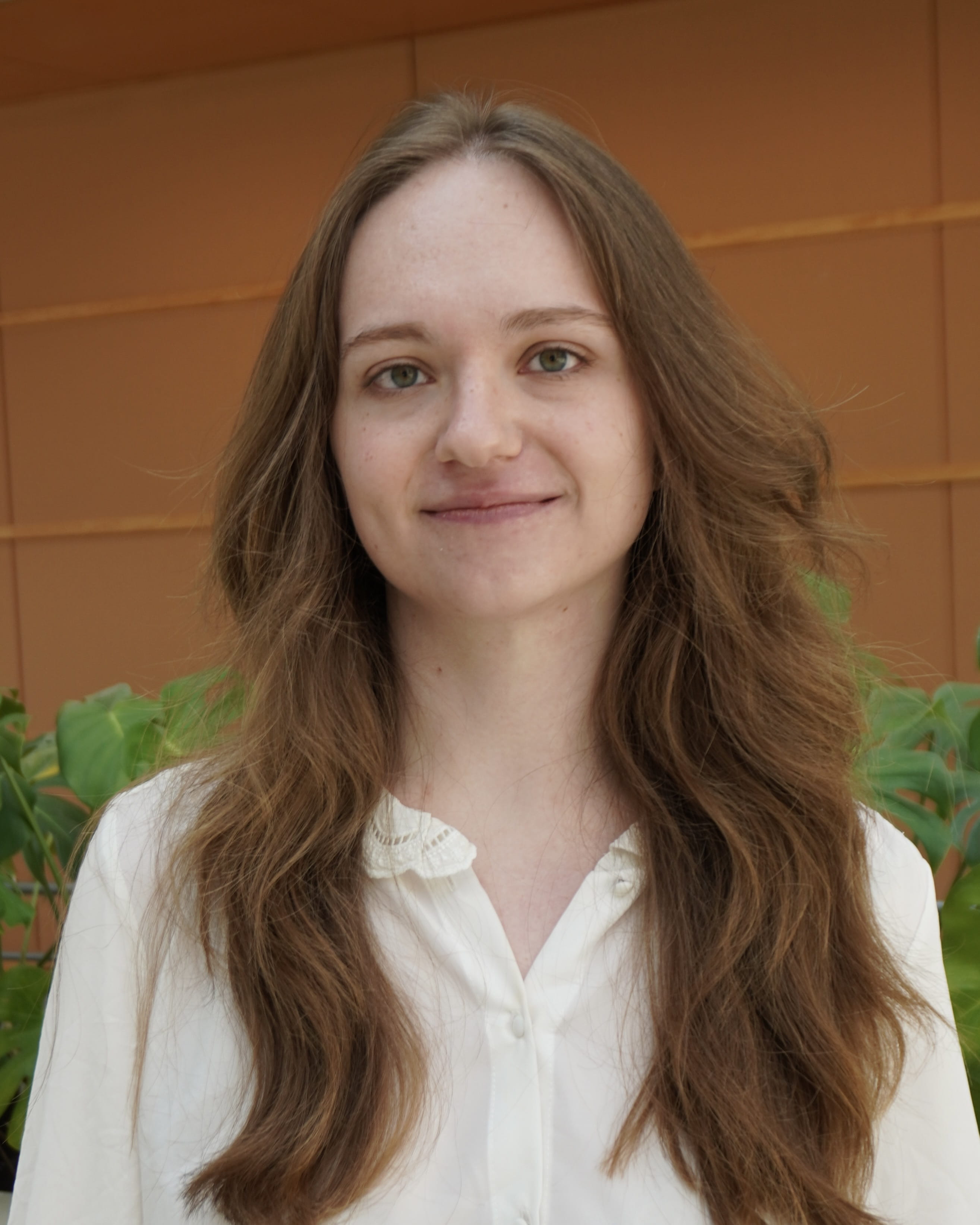 Veronika-Izmailova headshot