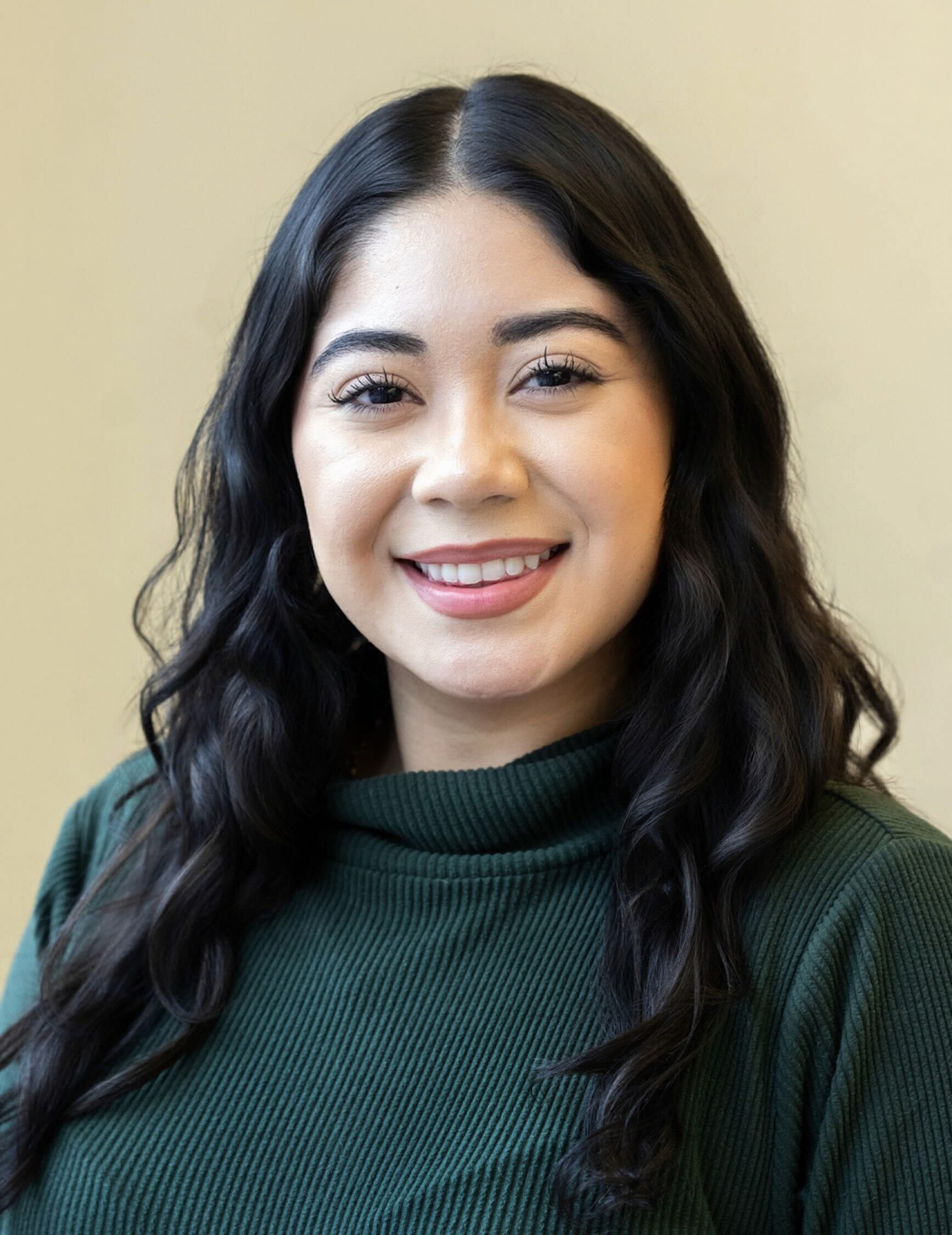 Jennifer Hernandez headshot