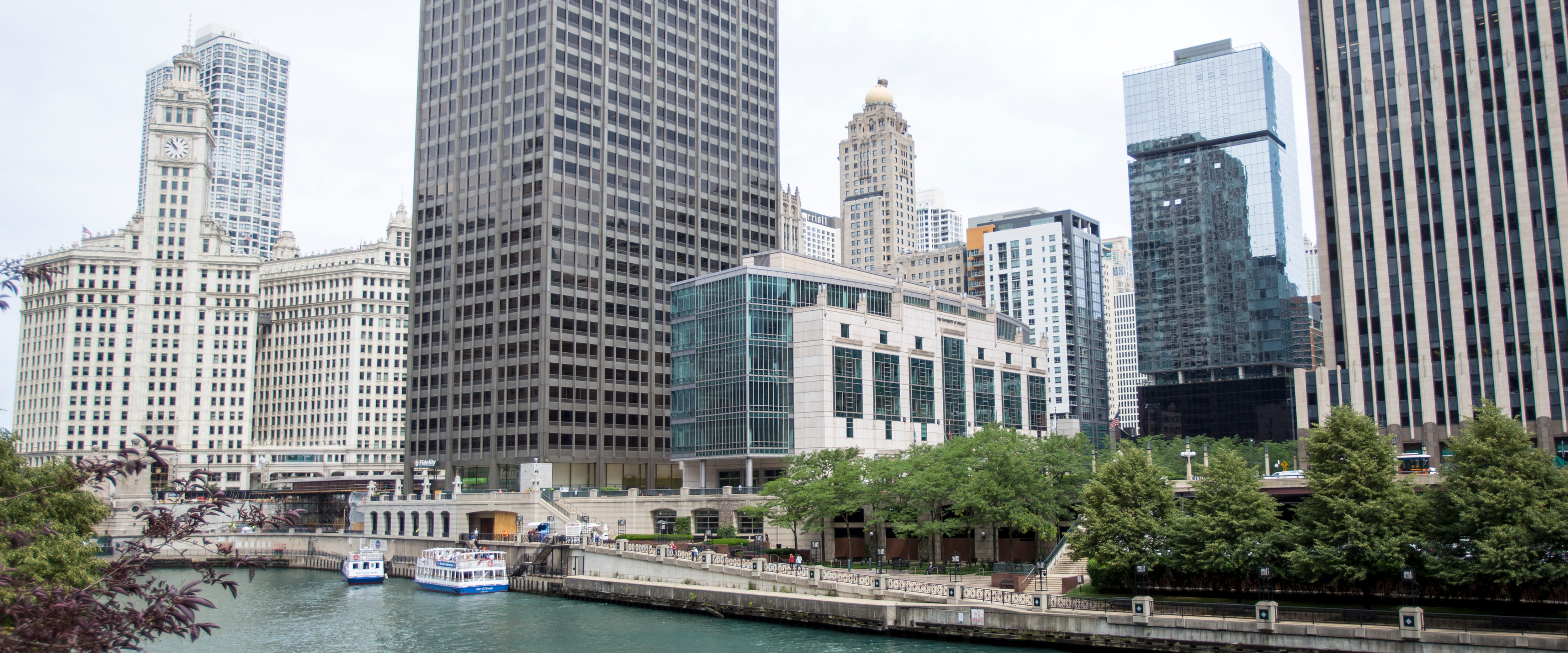 Chicago Booth - Gleacher Center Location